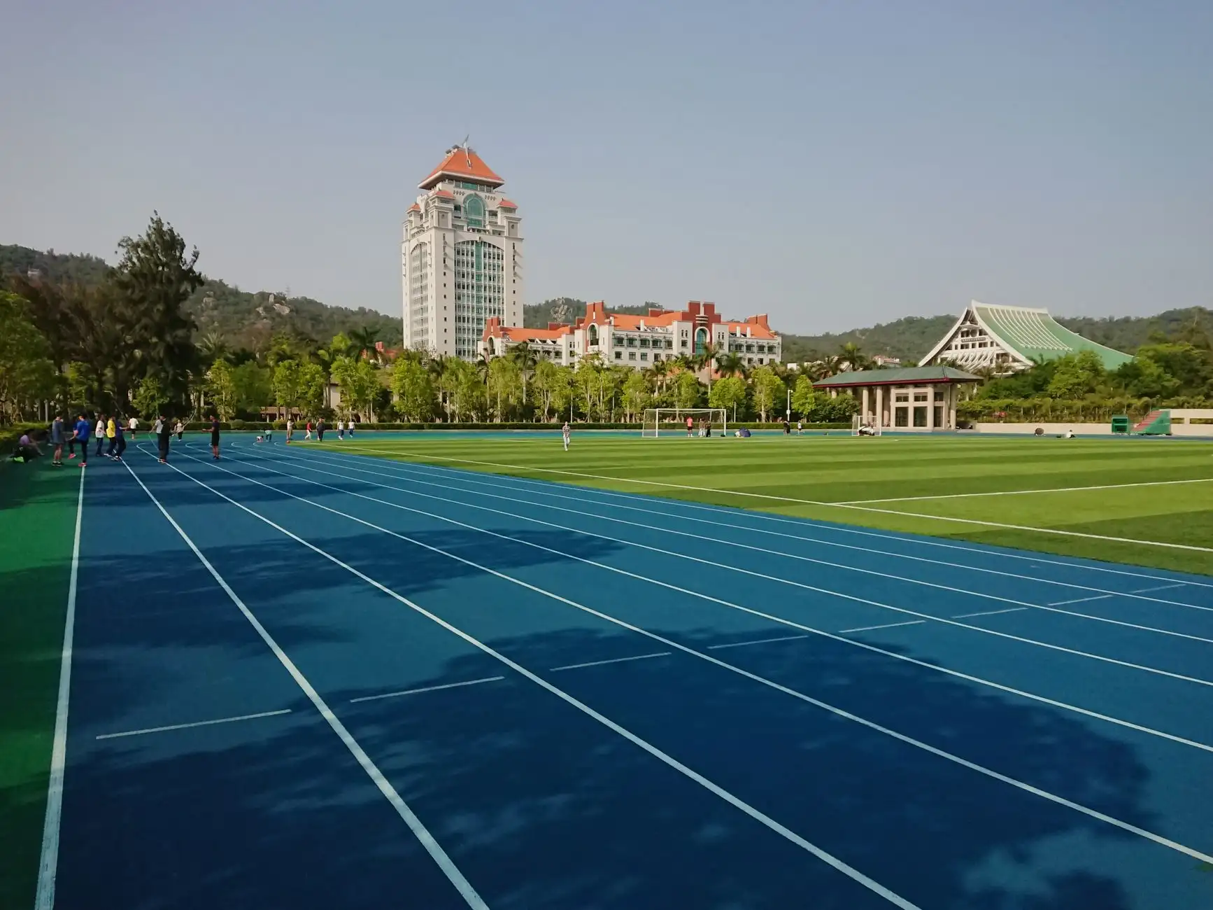 火锅公园连锁加盟方案详解：从选址到运营的全流程品牌输出支持